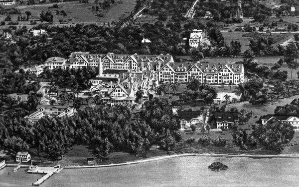 Historic aerial photo of the enormous white wooden Belleview Biltmore Hotel at Belleair, around 1940